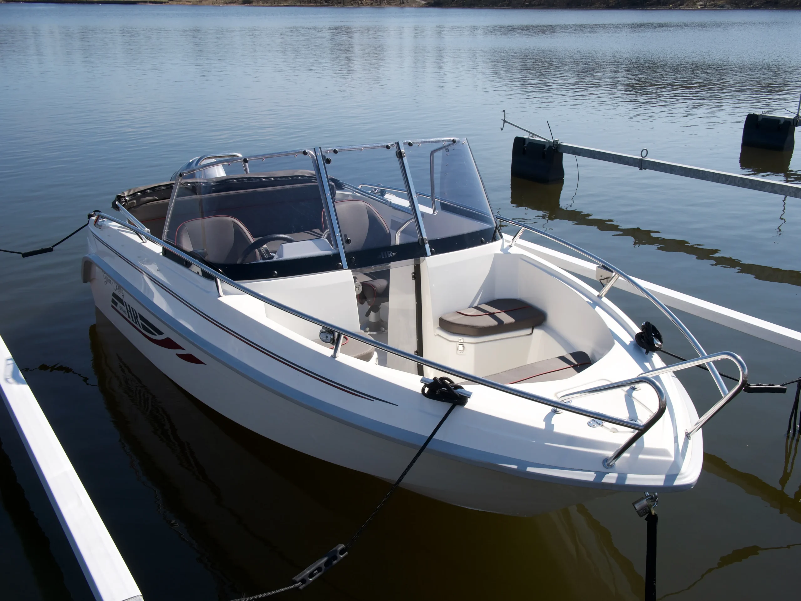 Boat image 5
