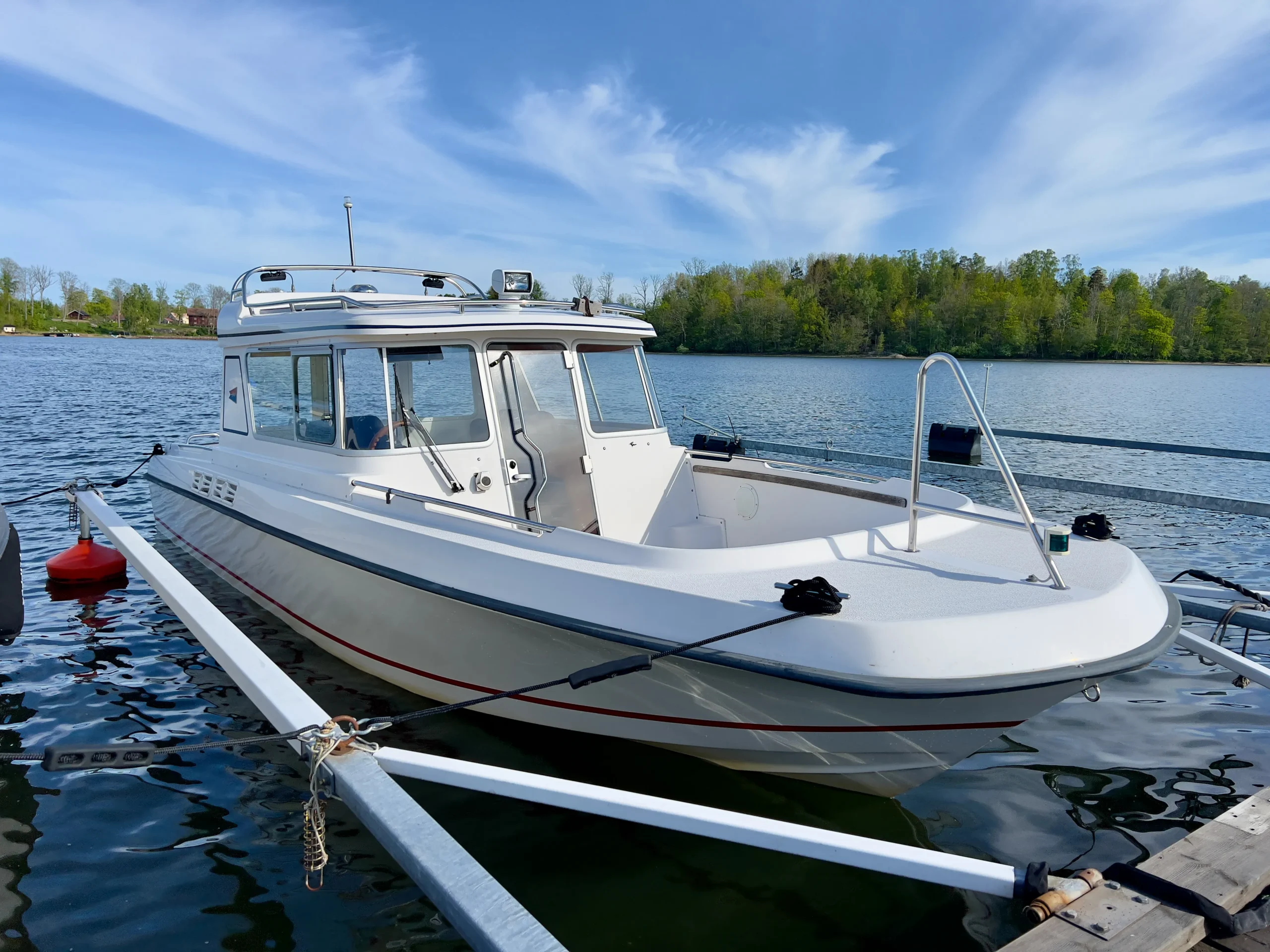 Main boat image