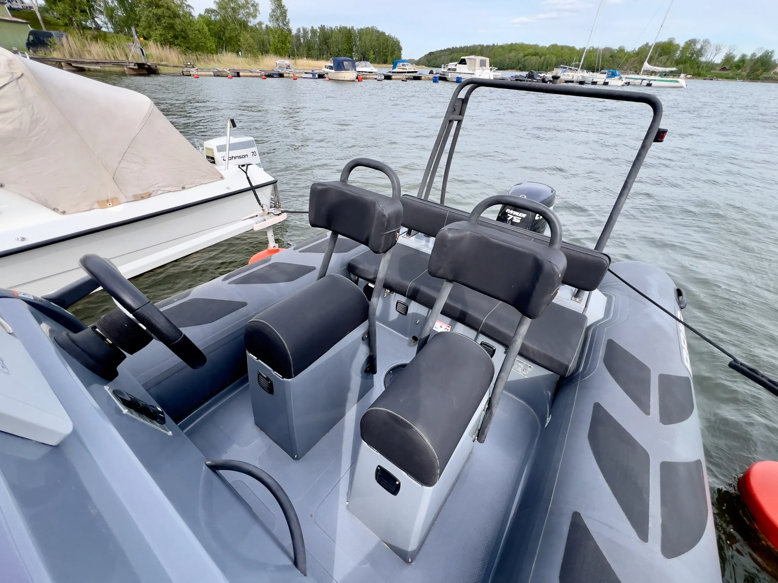Boat image 4