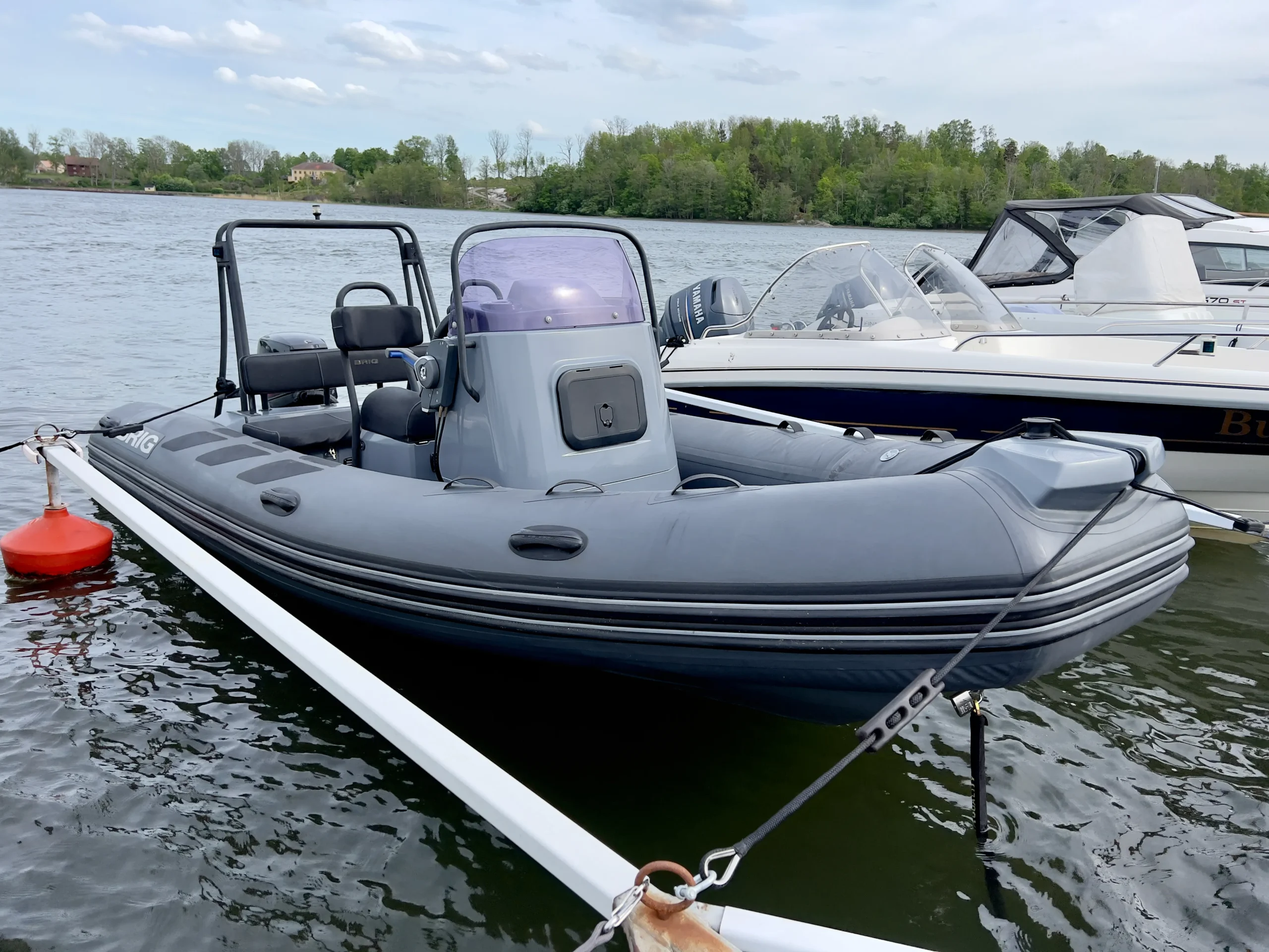 Main boat image