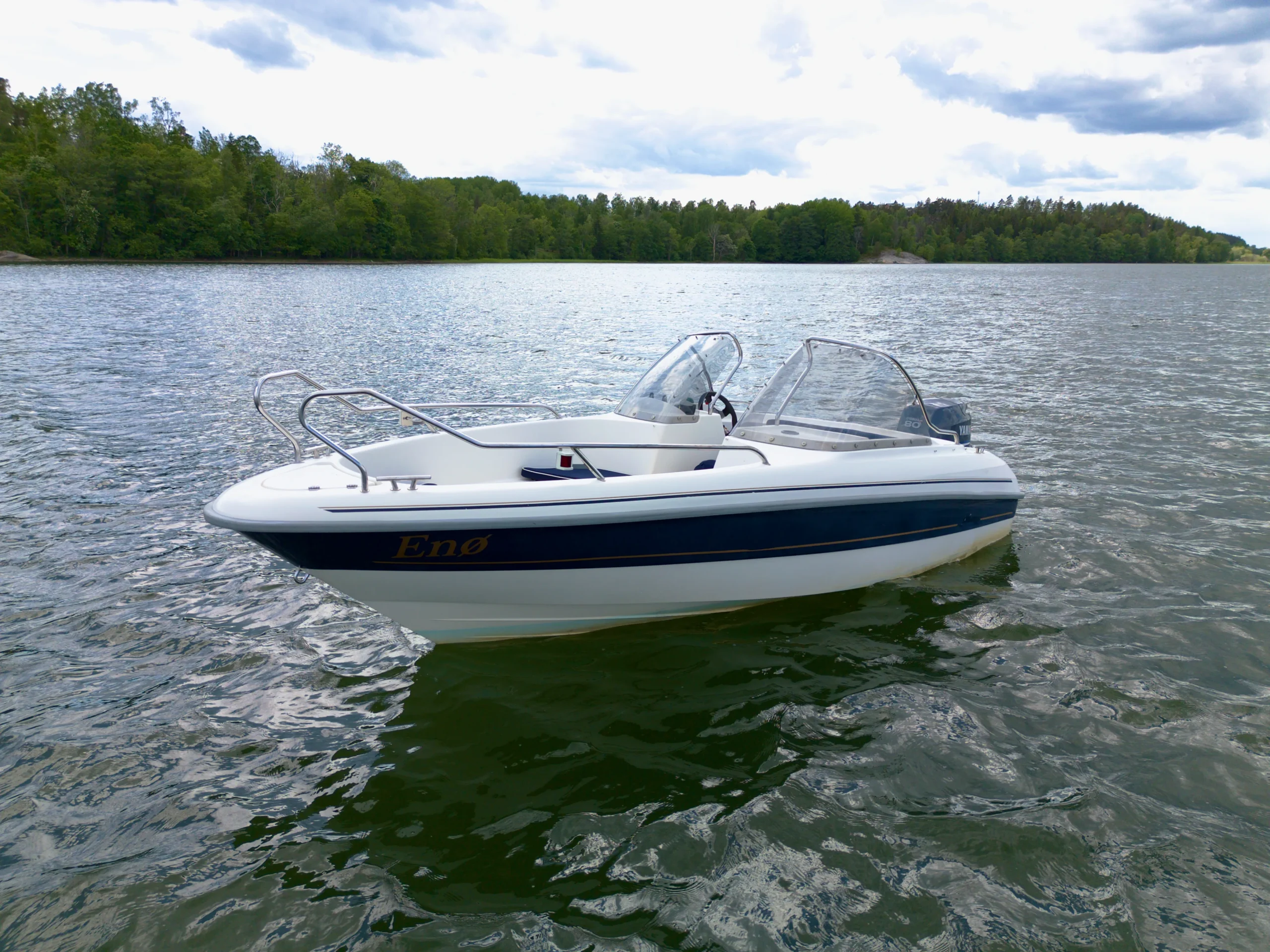 Main boat image