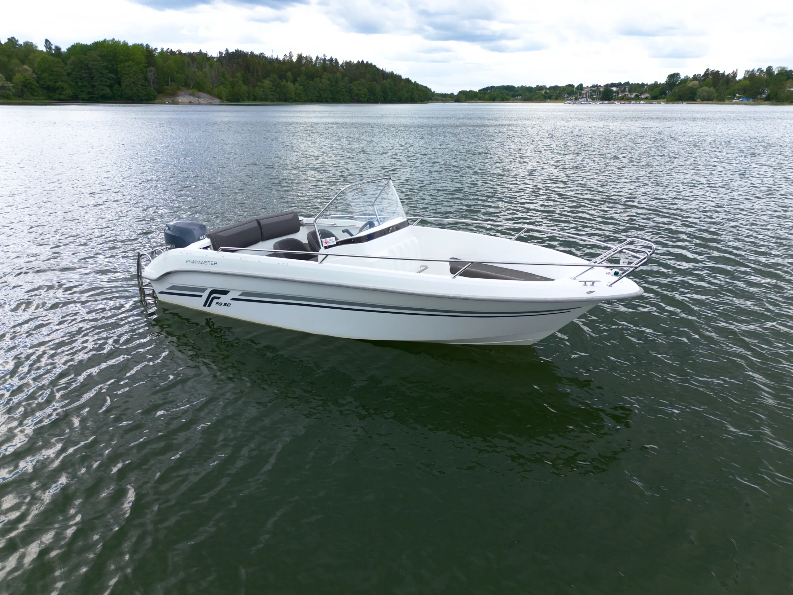 Boat image 5