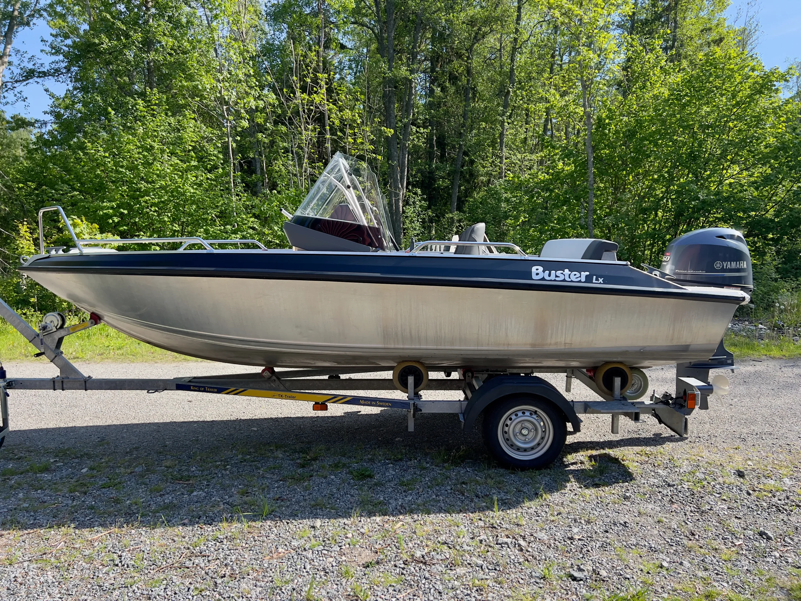 Boat image 3