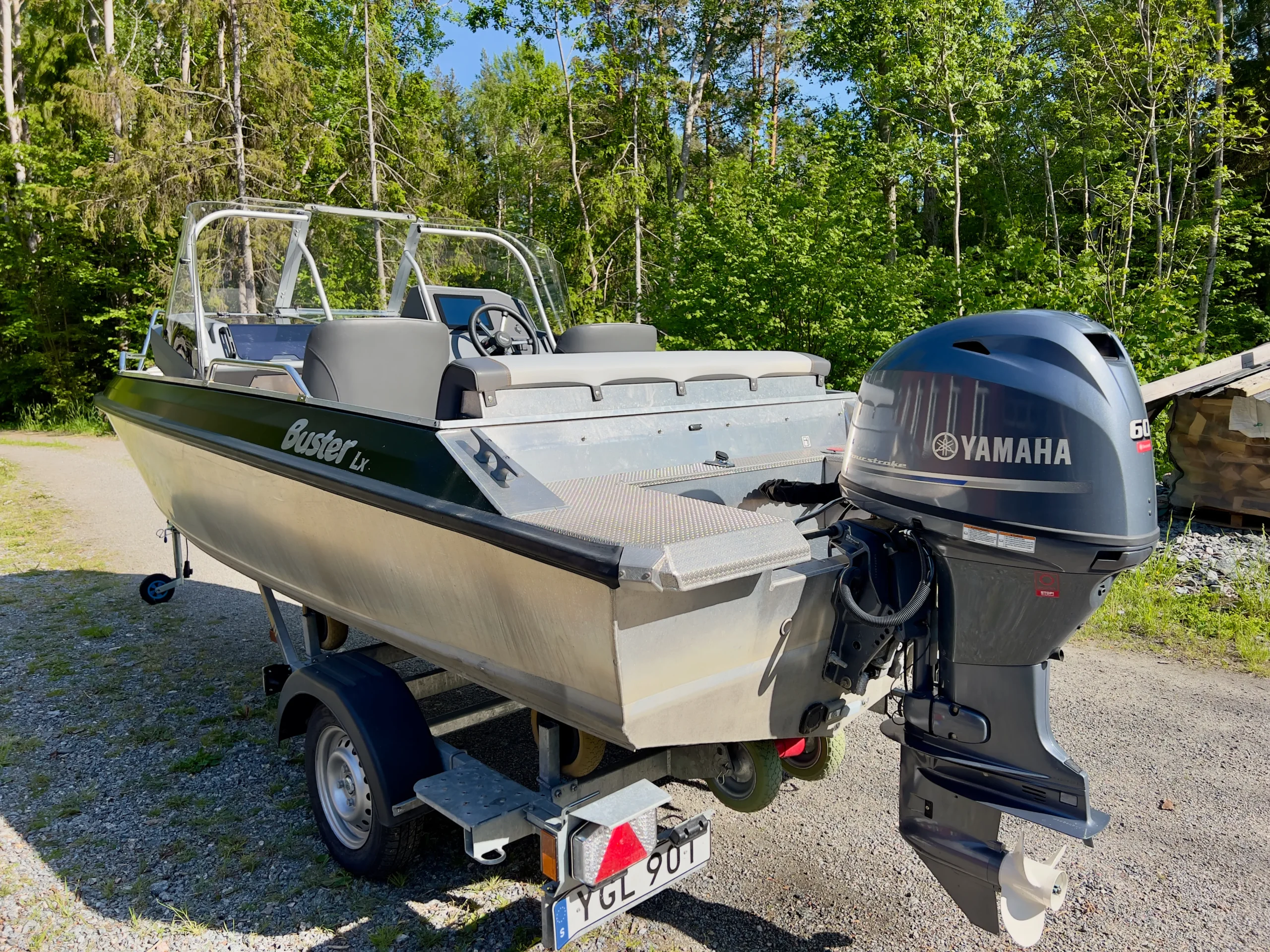 Boat image 5