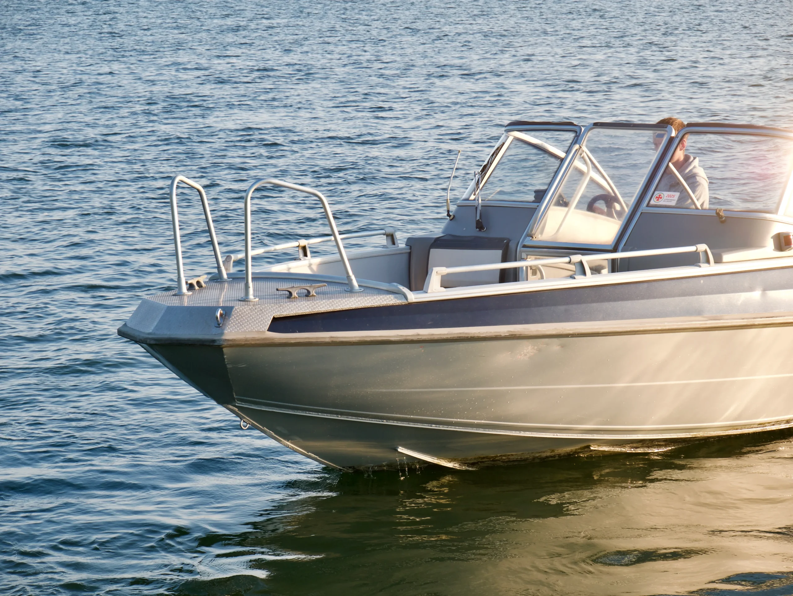 Boat image 5