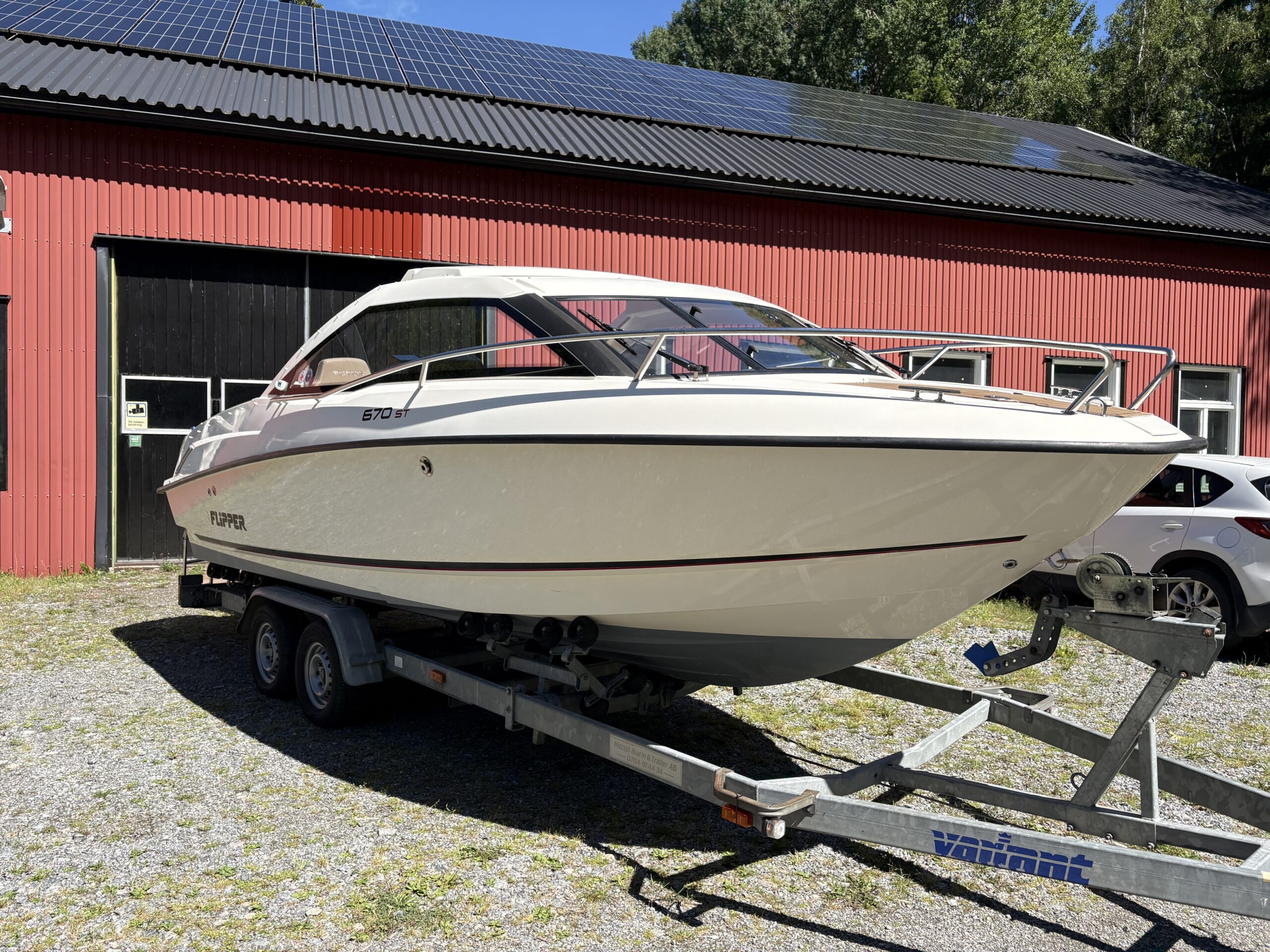 Boat image 3