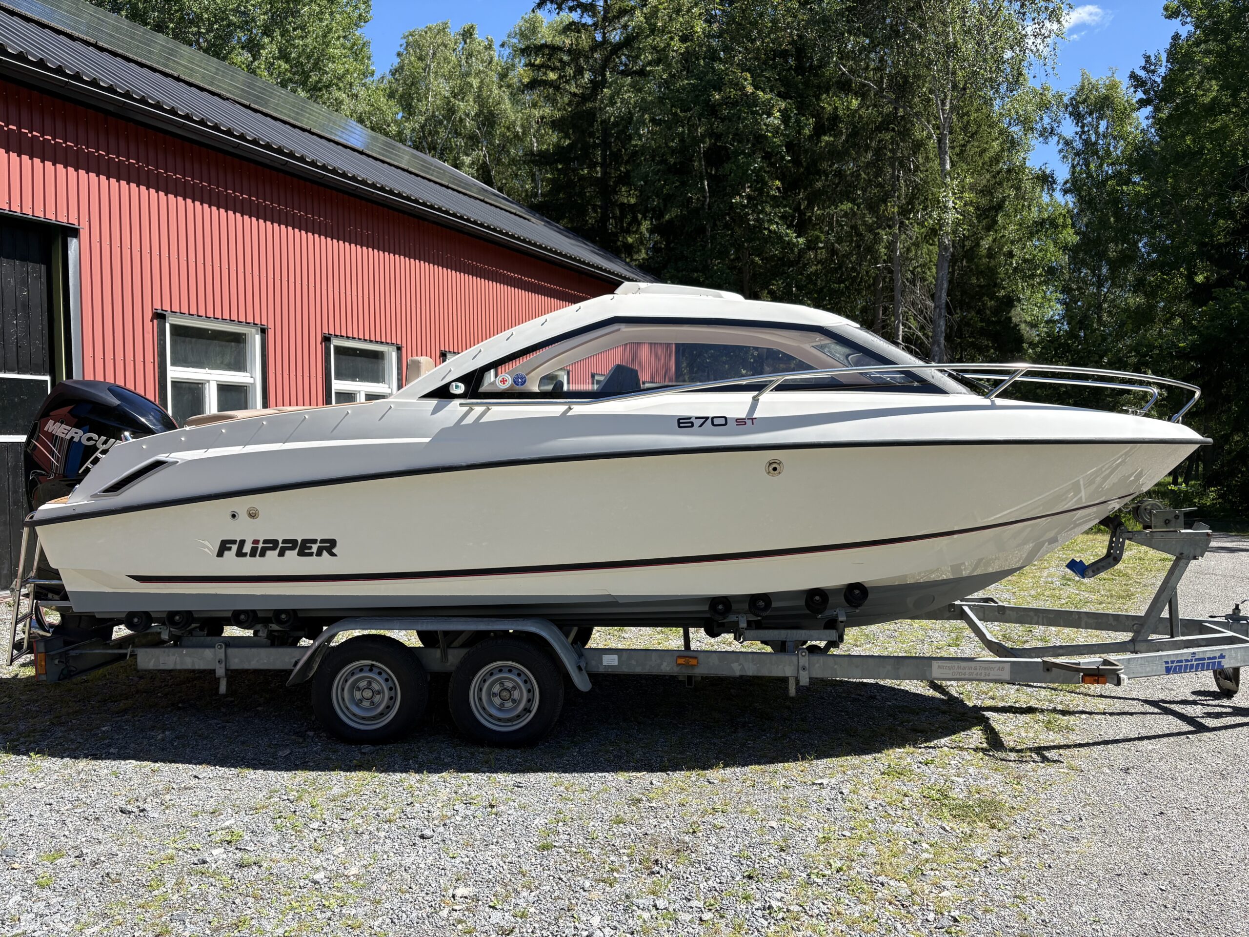 Main boat image