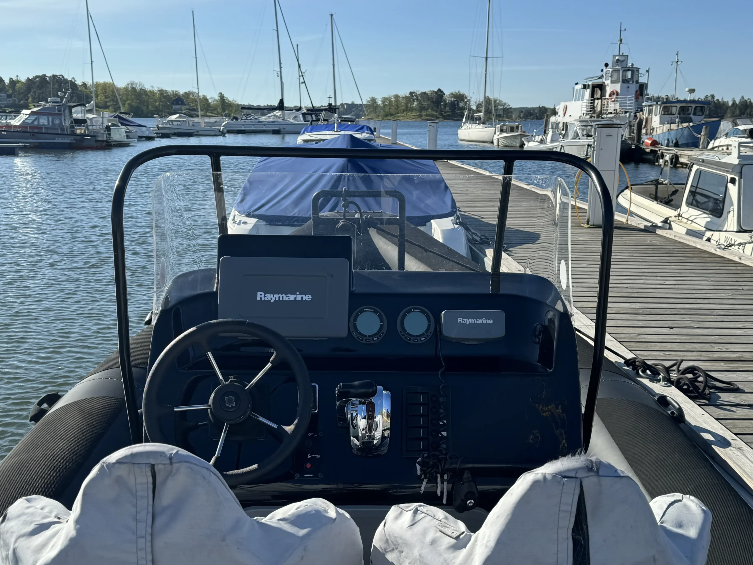 Boat image 4