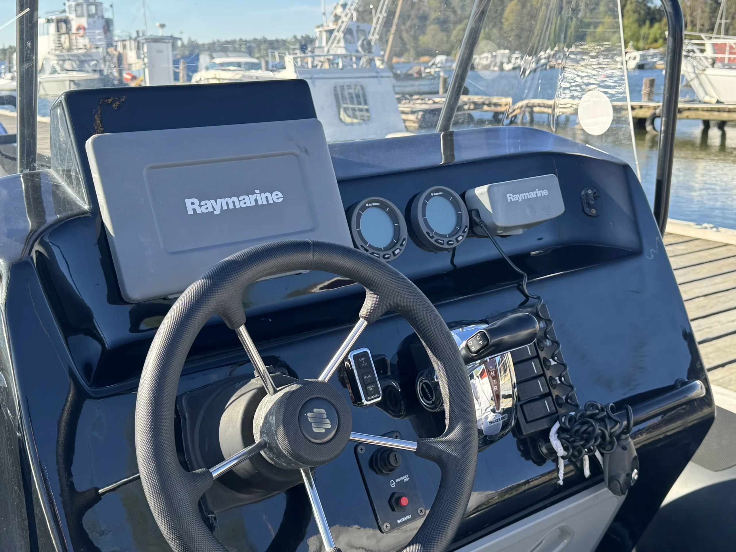 Boat image 5