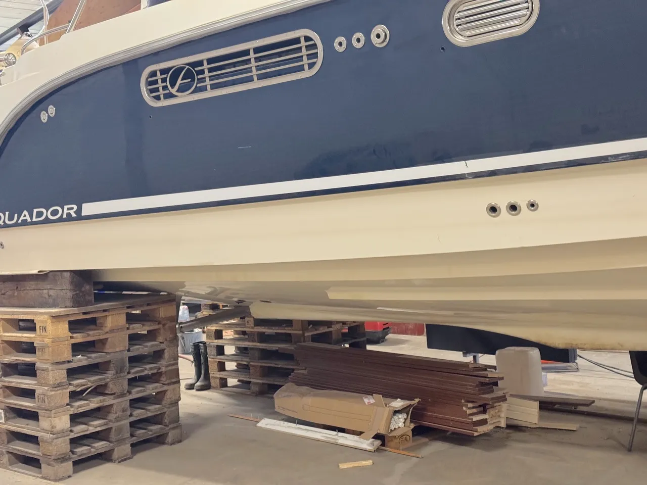 Boat image 5