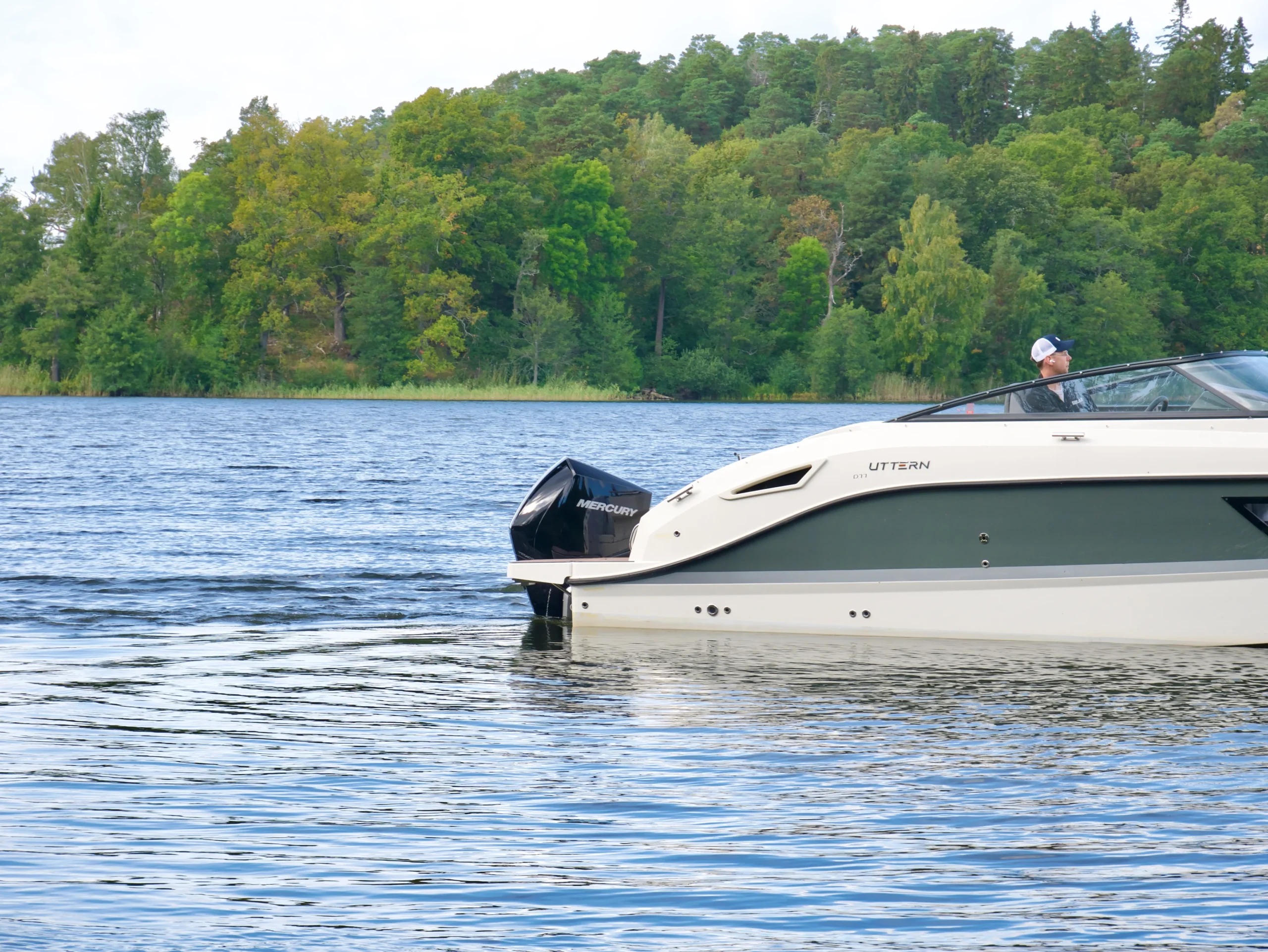 Boat image 4