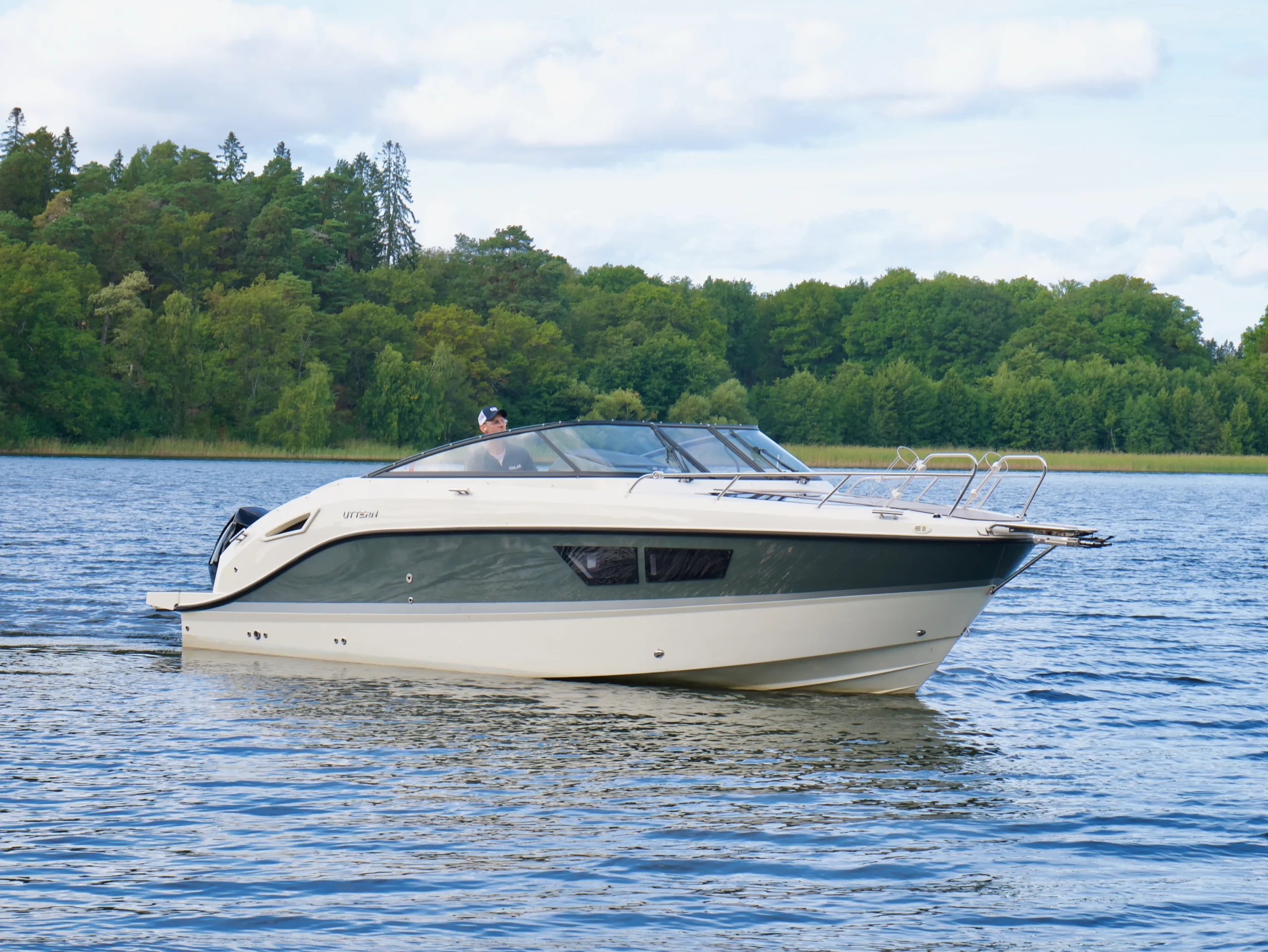 Boat image 2