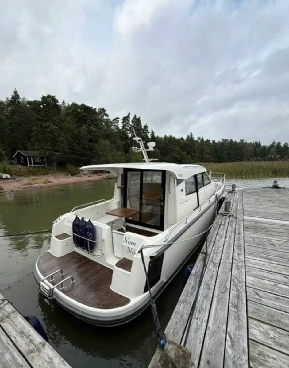 Boat image 4