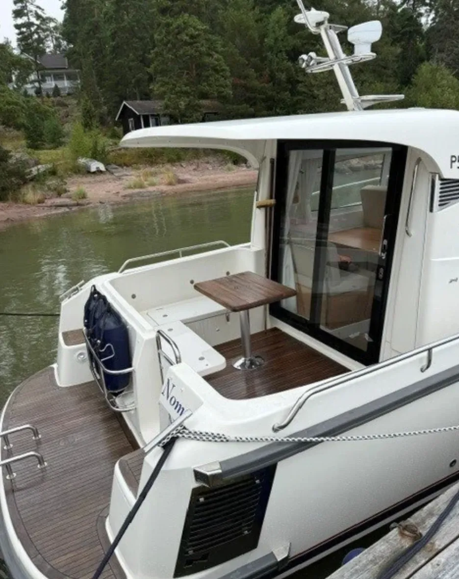 Boat image 5