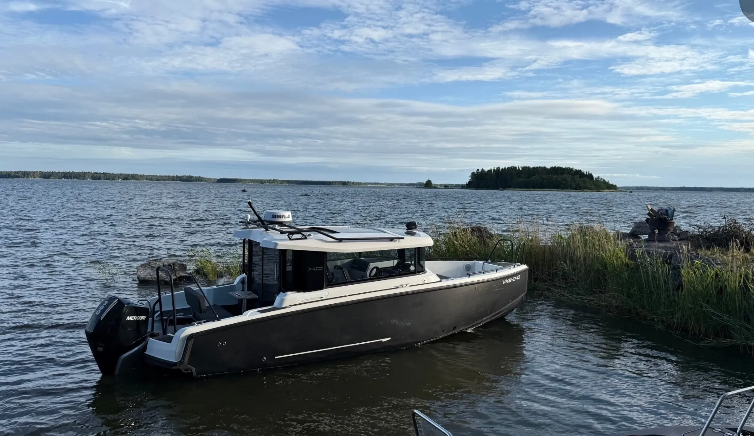 Main boat image