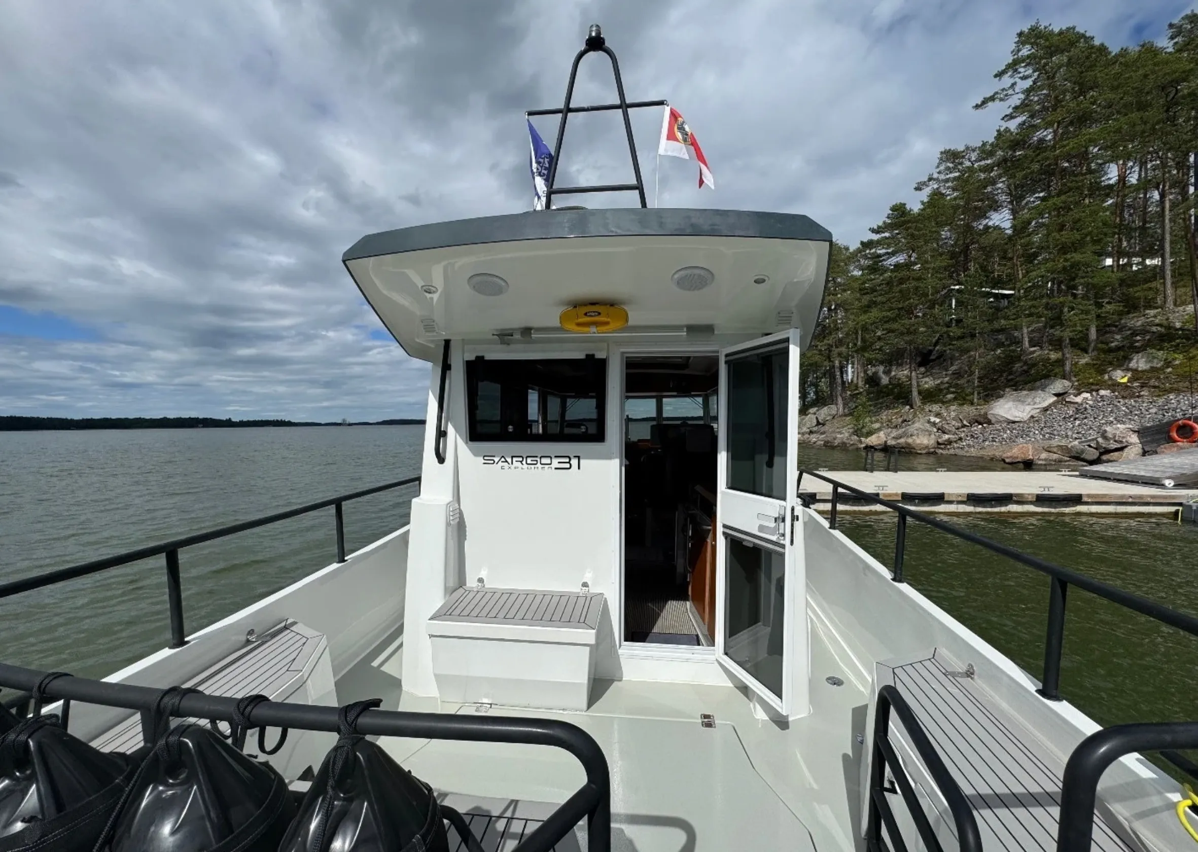 Boat image 5