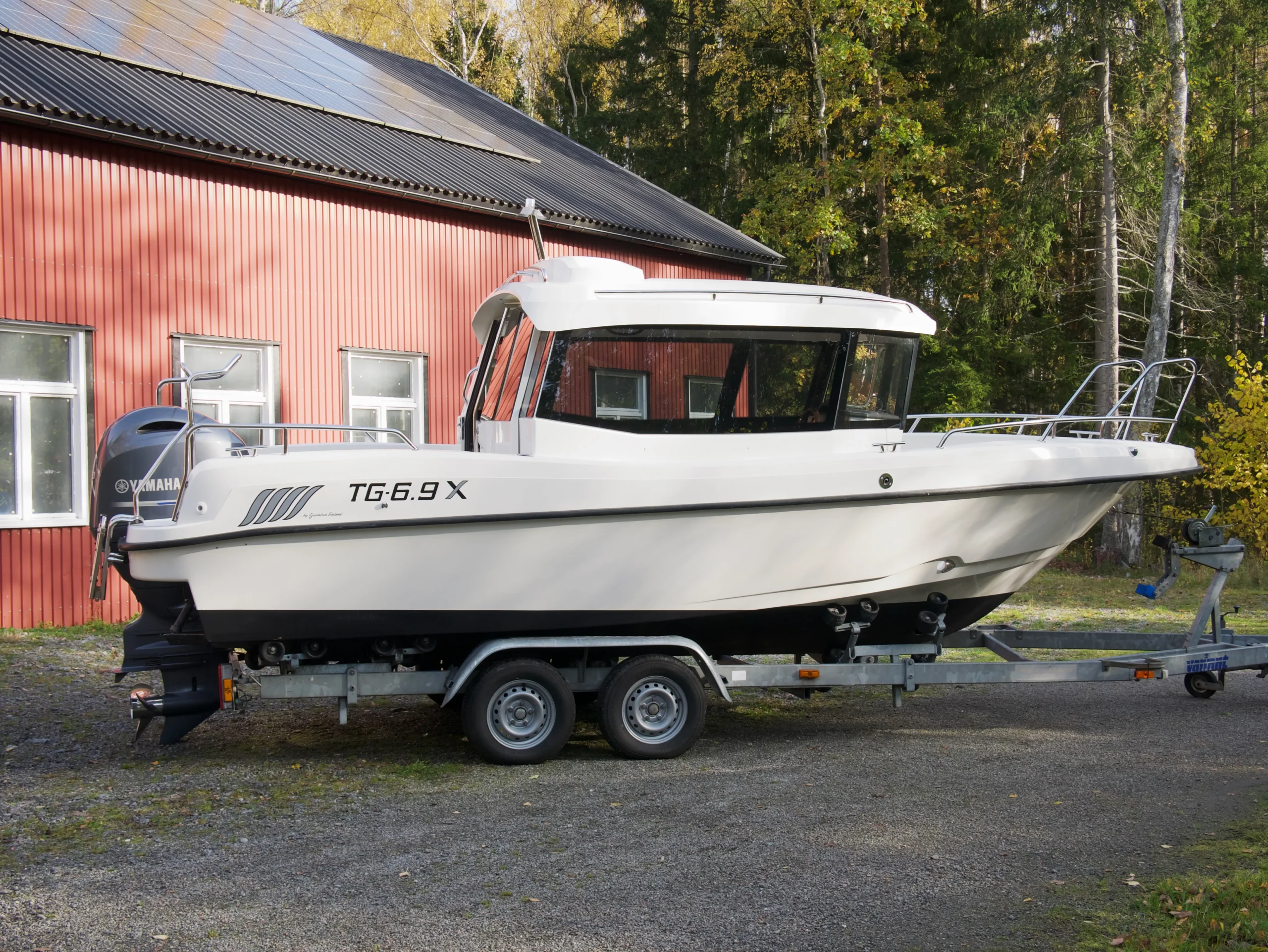 Boat image 3